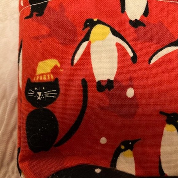 Cute Little Penguin Purse - Picture 4 of 4